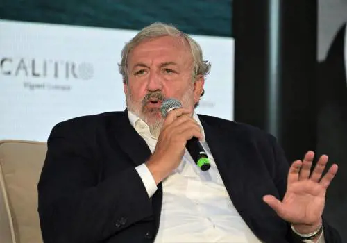 La memoria corta del governatore dem: "Ho visto politici del Pci fare cose terribili"