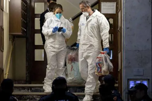 Palermo, trovata insegnante strangolata. Sospettata la figlia