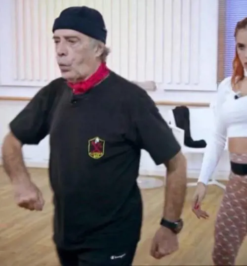 Caso Montesano, così la Rai si è inginocchiata al politicamente corretto