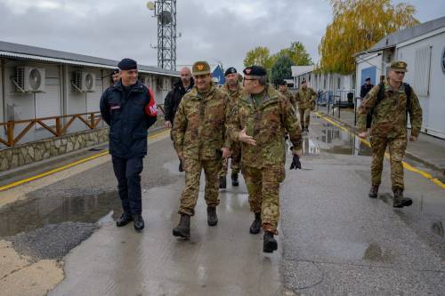 Il Comandante del COVI in visita ai militari italiani in Kosovo