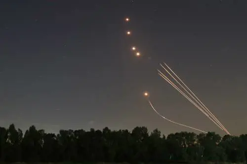 Razzi artigianali e "punto di saturazione": così Hamas ha sorpreso le difese israeliane