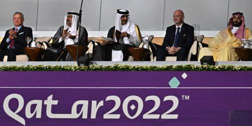 La tribuna del disonore e il 2030 in Arabia