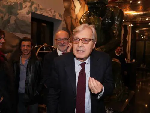 "Bloccherò i decreti Draghi". Ecco la mossa di Sgarbi
