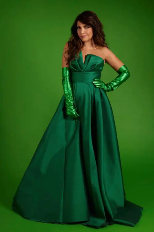 Cristina d'Avena dà una lezione alla sinistra