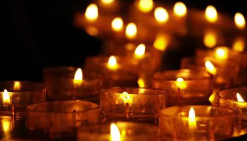 Candelara e la magia delle candele