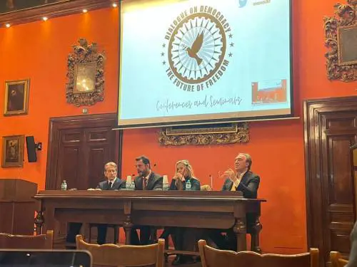 "L'Italia guidi l'Ue nei rapporti con la Cina": il ruolo di Roma nell'Indo-Pacifico