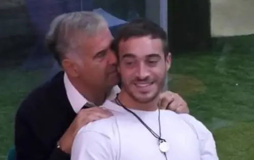 "Vuole solo...", "Pervertito". Bufera su Charlie Gnocchi per le frasi su Oriana