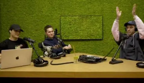 "Le donne disabili vogliono essere...". Bufera su Fedez