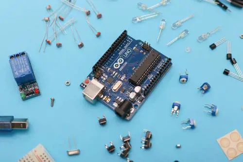 Semiconduttori, quei chip così importanti: il punto sul piano Ue
