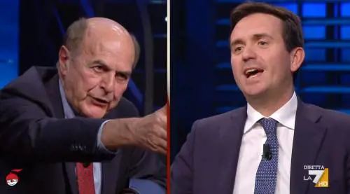 "Anche un prete che pecca...". La supercazzola di Bersani sul caso Soumahoro