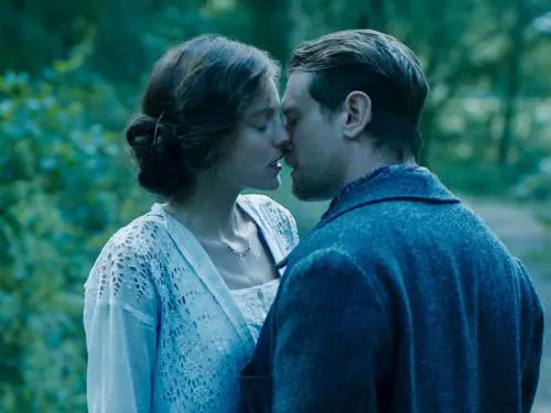 “L’amante di Lady Chatterley”: un film sulla genesi della passione amorosa