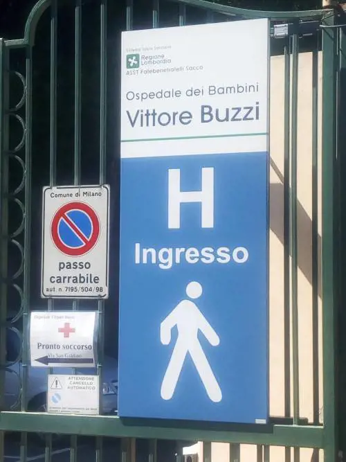 "Sei ore di attesa con la febbre a 40". La rabbia dei genitori del piccolo