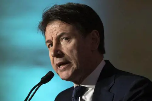 "Siamo andati a prenderlo su una spiaggia a Gaeta e...". Ecco la verità su Conte