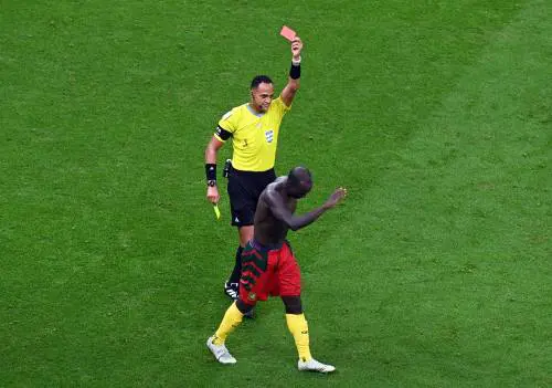 Aboubakar, gol e rosso: vittoria prestigiosa ma inutile del Camerun con il Brasile B