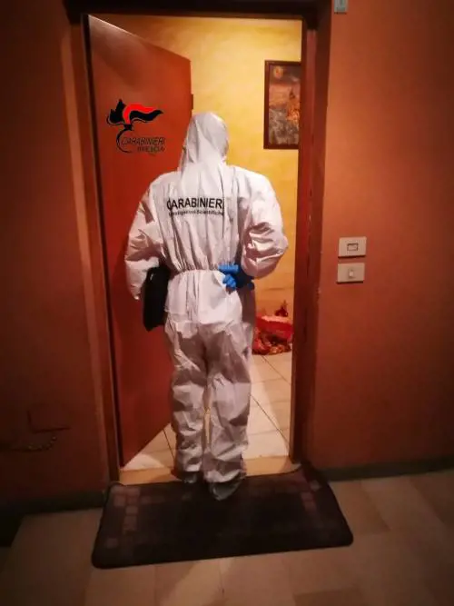 I Ris nella casa del delitto a Breno (Brescia)