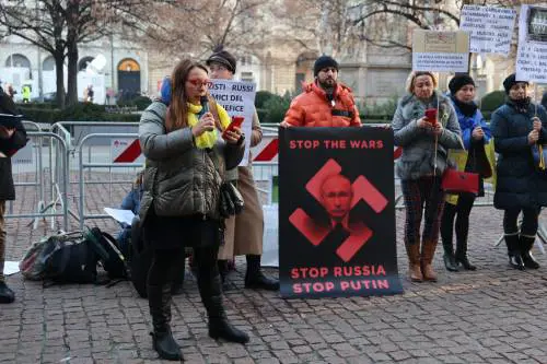 "Propaganda filorussa". Alla Prima della Scala la protesta degli ucraini