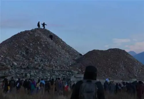 Sassi e lacrimogeni. Si riaccende la guerriglia No Tav