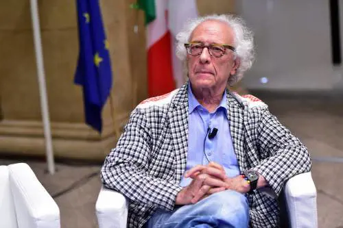 Mughini nei guai per le frasi su Desirée