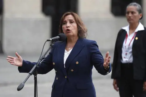Perù, l'era Boluarte parte tra le ombre