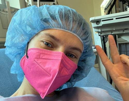 Bianca Balti ha asportato il seno: "Ho ridotto il rischio di tumore"