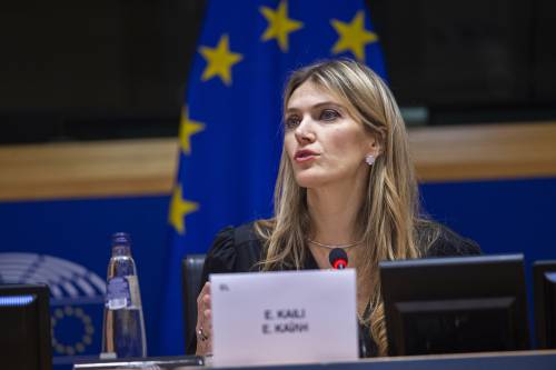 Kaili, la vicepresidente dell'Europarlamento col vizio della menzogna e del vittimismo