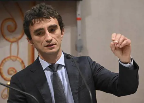 Santanché, Bignami: "Cambia poco, se rinviata a giudizio lascerà per difendersi"