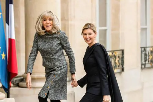 "Pericolo mortale senza gli aiuti": l'allarme di Olena Zelenska sulla guerra in Ucraina