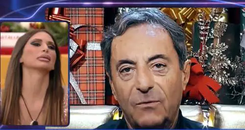 "Di basso livello...". Romita insulta, la Bruganelli sbotta: "Vigliacco"