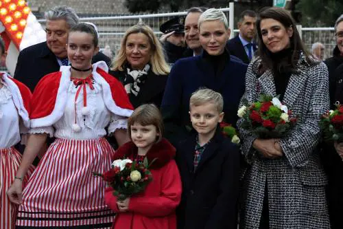 Cenoni “al contrario” e campane: Natale nelle royal family d’Europa 