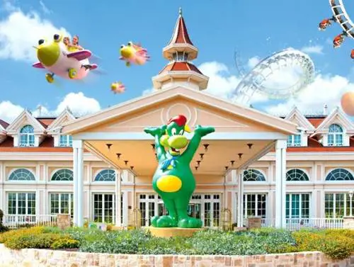 "Non si è più presentata a lavoro". Gardaland replica alle accuse della giovane star di Onlyfans