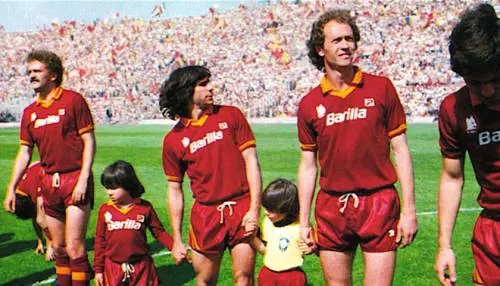 La Roma prima di scendere in campo 
