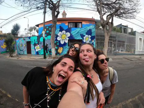 Golpe in Perù: turiste italiane bloccate sul bus da due giorni