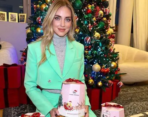 Il Pandoro va di traverso. Maxi multa alla Ferragni