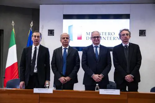 Sicurezza, il piano di Natale nelle città: ecco cosa cambia