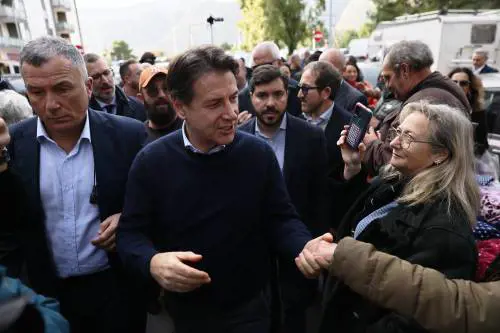 Conte rompe il campo largo e sceglie il Wwf. Bianchi candidata governatrice è già un caso