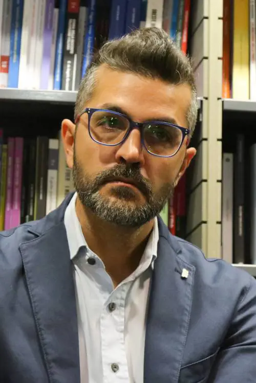 Sul ring della vita ci sono tanti che bluffano, ma scrivere è prendere a pugni il destino
