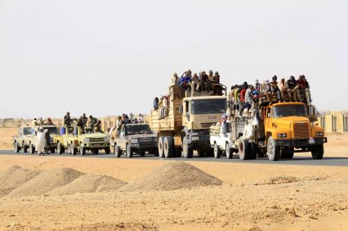 Sigillare le frontiere del deserto: la sfida per evitare la bomba migratoria
