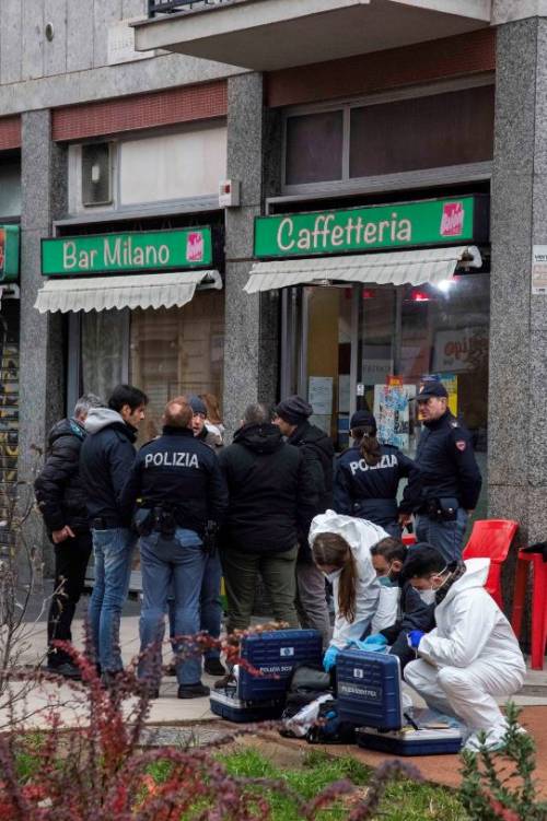 Titolare di un bar freddato in zona Corvetto a Milano