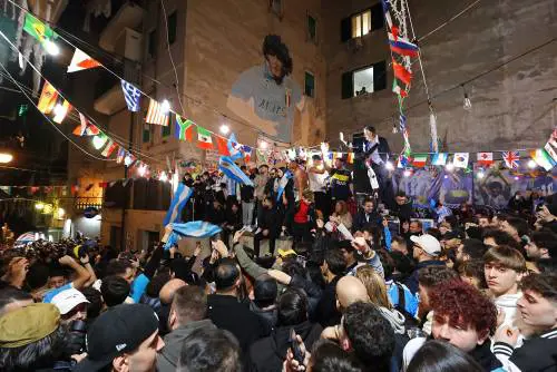 Napoletani in festa per l’Argentina