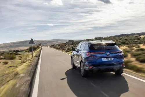 Su Renault Austral debuttano 4Control Avanced e Muti-Sense Advanced 