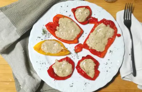 Peperoni con bagna càuda, un classico piemontese di Natale