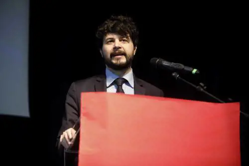 Scandali? Solo a destra. Anche se poi non ci sono