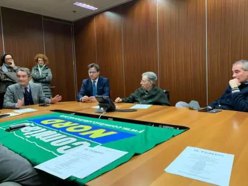 Bossi va da Fontana: "Nordisti nell'alleanza". La Lega per ora chiude