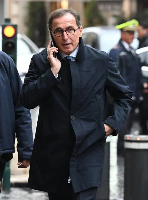 Il Pd ancora nel caos sulle tessere false. Boccia si dimette e accusa De Luca