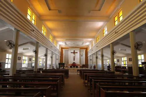 Bruciato vivo un seminarista: così i cristiani tornano sotto tiro in Nigeria
