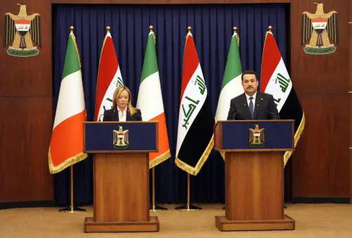 "La bandiera a Baghdad è irlandese". Ma la fake social viene subito smentita