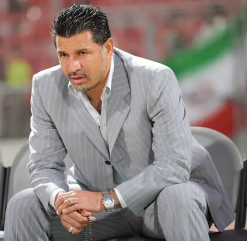 La famiglia di Ali Daei bloccata mentre lasciava l’Iran: cosa è successo