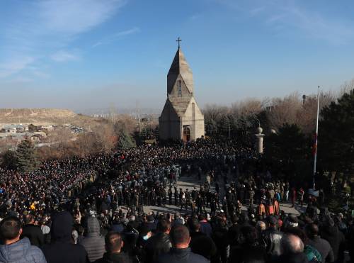 La catastrofe umanitaria minaccia il Nagorno Karabakh