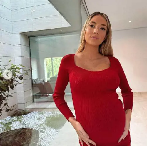 Tutte le mamme vip del 2023: le foto dei pancioni