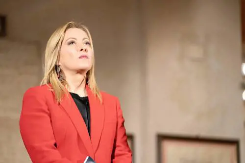 "Mai promesso tagli sulle accise". Così la Meloni smonta (ancora) la sinistra